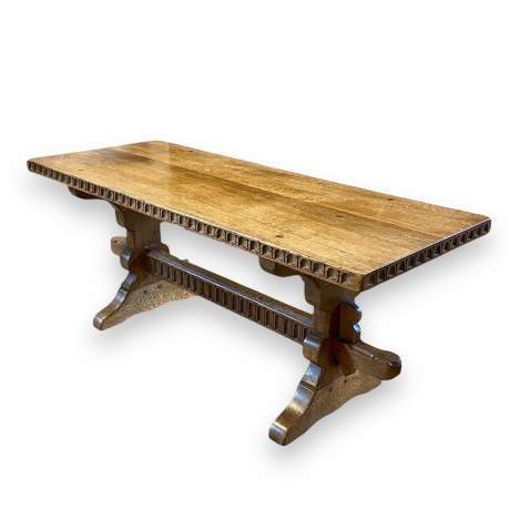 20th Century Solid Oak Peg Construction Coffee Table image-1