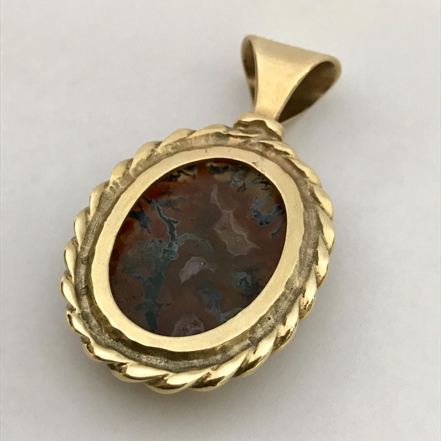 Moss Agate Pendant - Jewellery & Gold - Hemswell Antique Centres