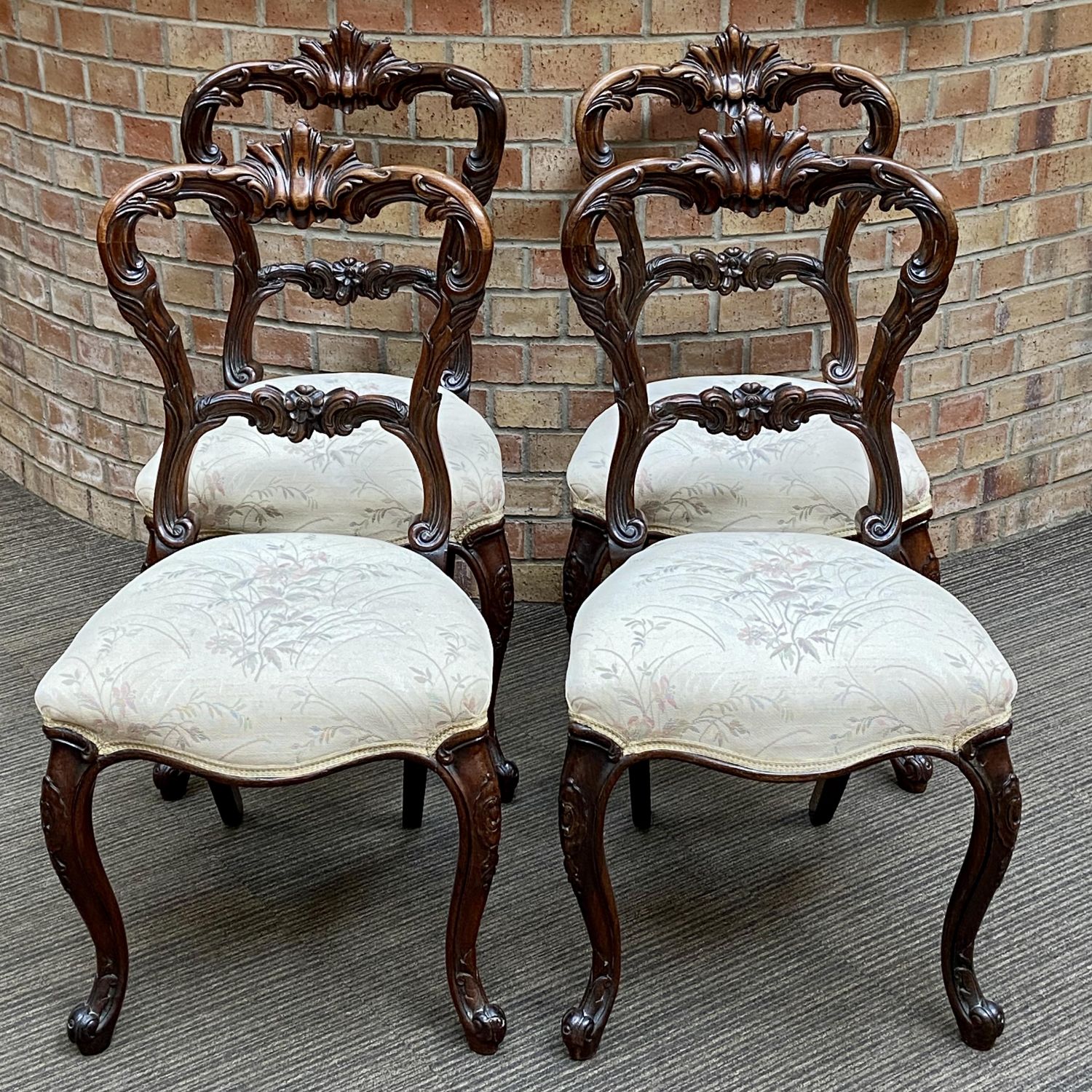 Set Of Four Victorian Rosewood Dining Chairs Antique Dining Chairs Hemswell Antique Centres