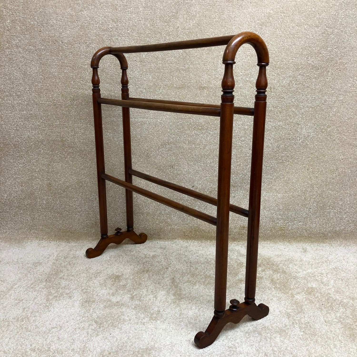 Victorian Mahogany Towel Rail - Antiques - Hemswell Antique Centres