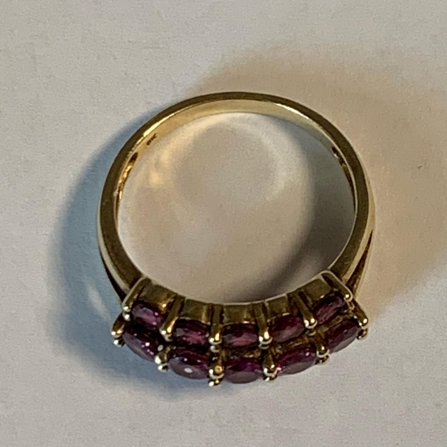 9ct Garnet Multi Stone Ring - Jewellery & Gold - Hemswell Antique Centres