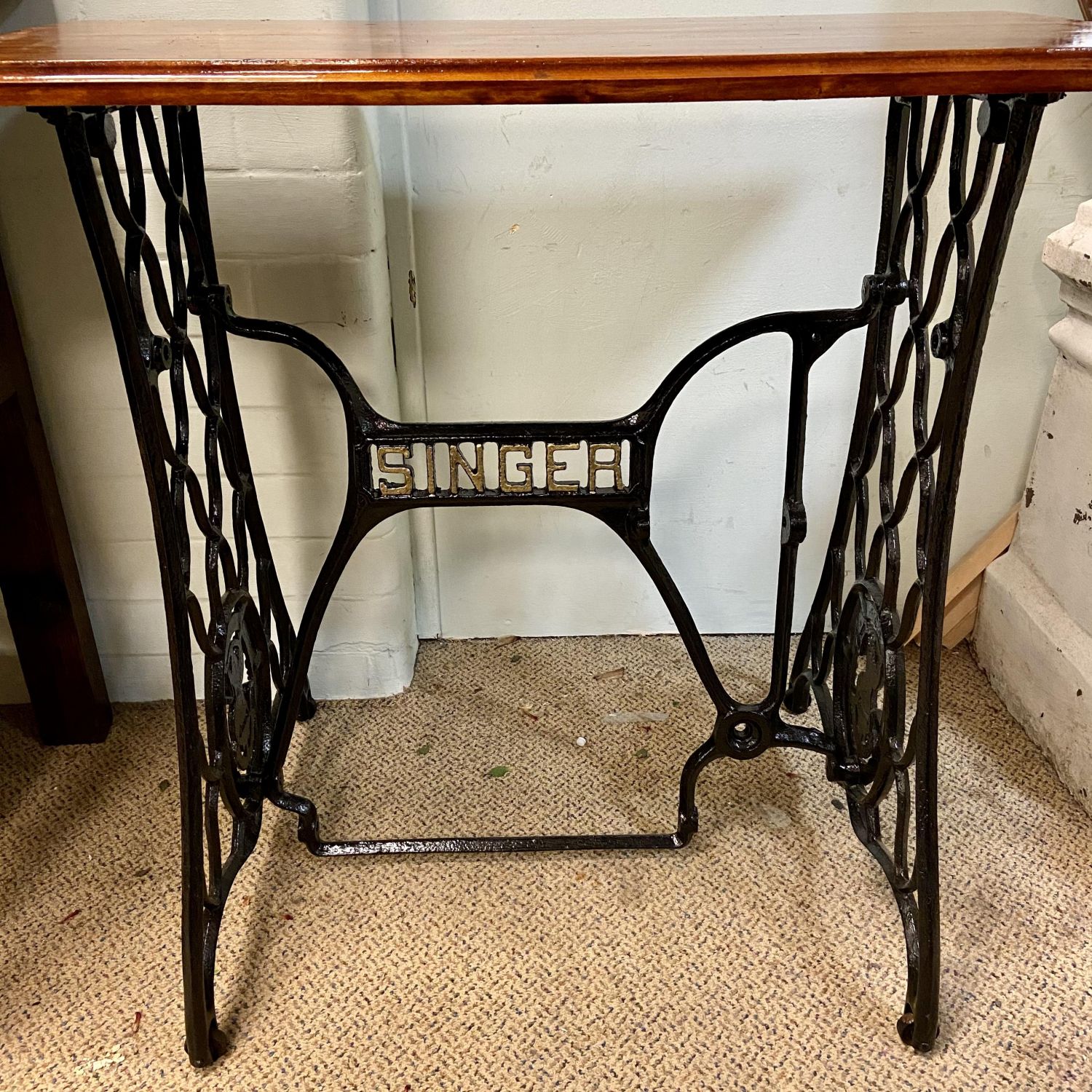 Vintage Singer Sewing Machine Stand Antique Tables Hemswell