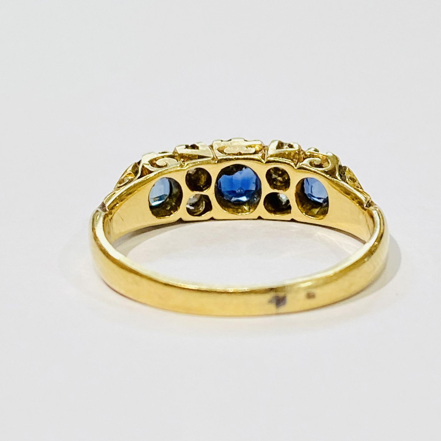 Vintage 18ct Gold Sapphire and Diamond Seven Stone Ring - Jewellery ...