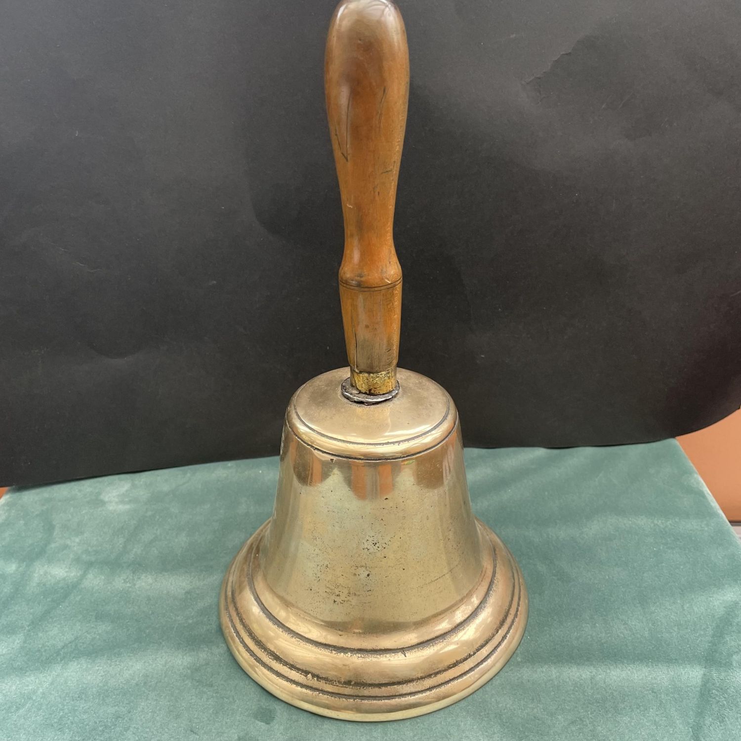 19th Century Vintage Bronze Town Criers Hand Bell - Other Metalware ...