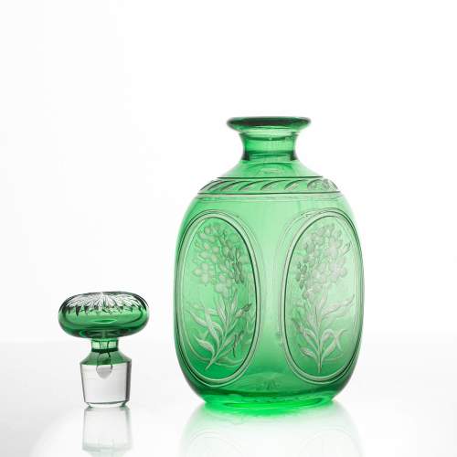 An Antique Victorian Green Cased Glass Flask image-4