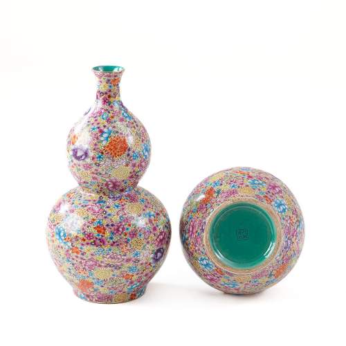 Pair of Large Chinese Floor Vases image-4