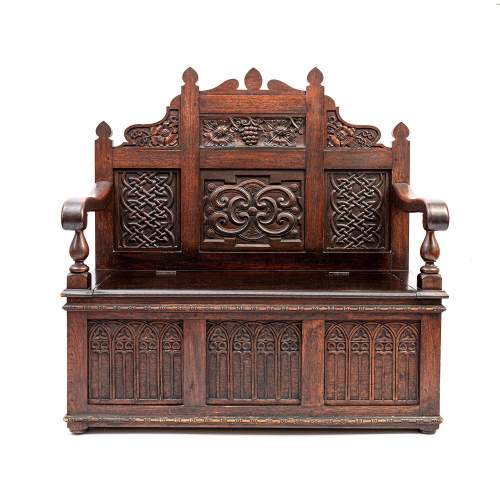 Antique Early 20th Century Dark Oak Carved Settle image-1