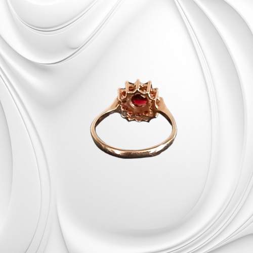 Gold Retro Ruby Cluster Ring image-4