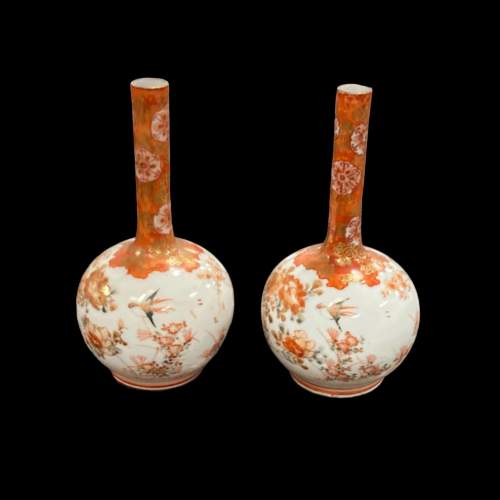 Pair Kutani Small Bud Vases image-1