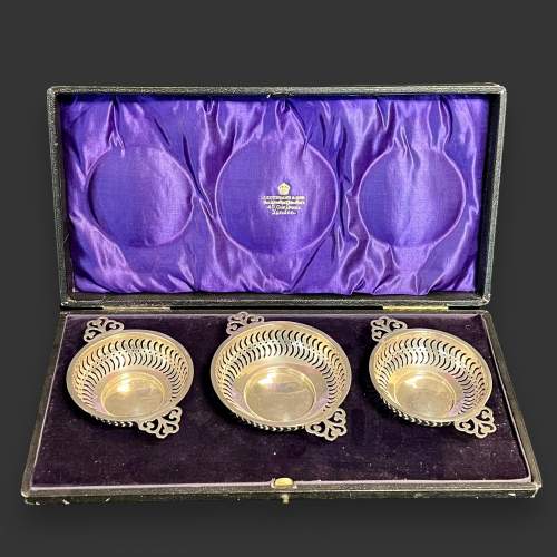 Boxed Trio of Silver Dishes image-2