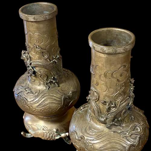 Pair of 19th Century Japanese Bronze Vases on Stands image-2