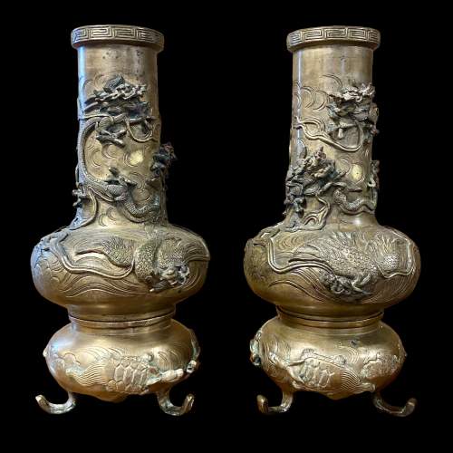 Pair of 19th Century Japanese Bronze Vases on Stands image-4