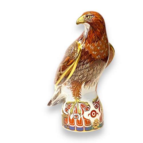 Royal Crown Derby Paperweight of a Golden Eagle image-2