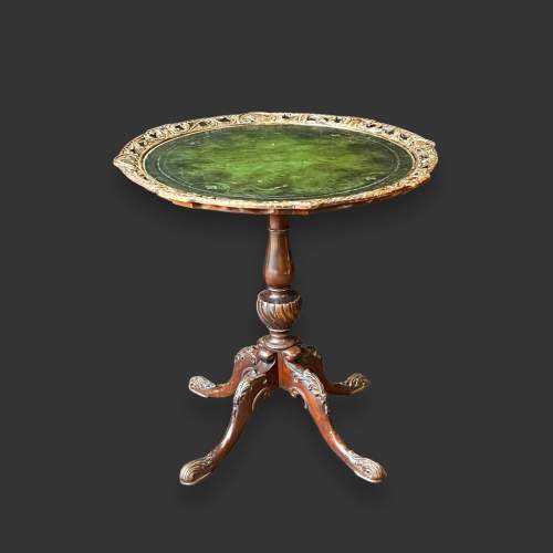 Victorian Carved Mahogany Leather Topped Pedestal Table image-2