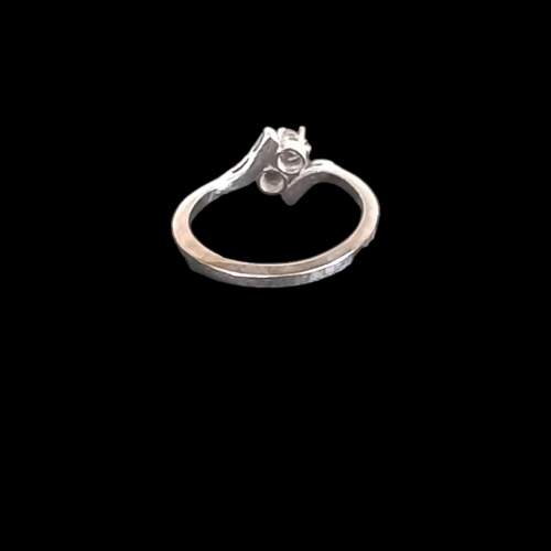 18ct Gold Diamond Crossover Ring image-4