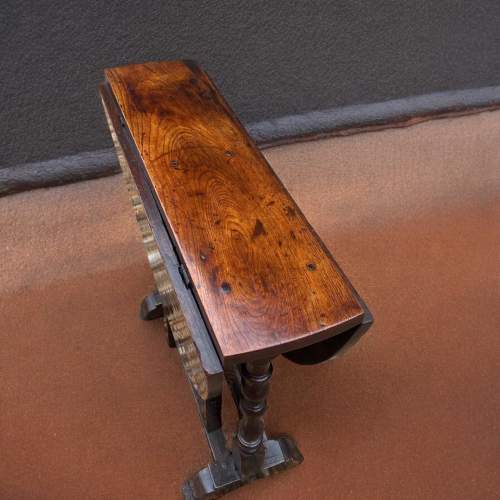 A Small Late 17th Century Oak Gateleg Table image-3