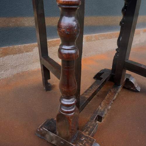 A Small Late 17th Century Oak Gateleg Table image-5