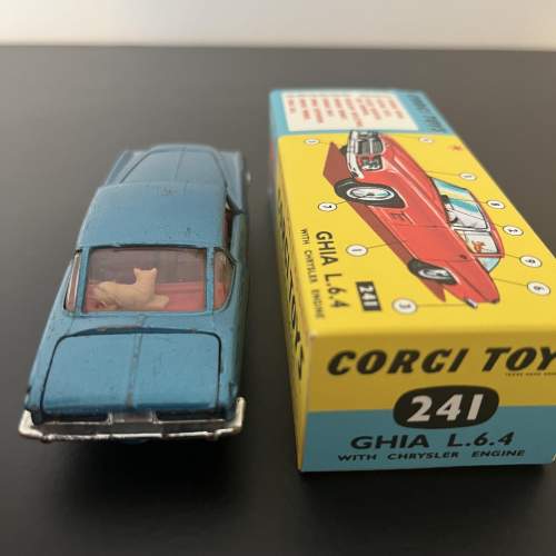 Vintage Corgi 241 Chrysler L64 Ghia 1963-69 image-5