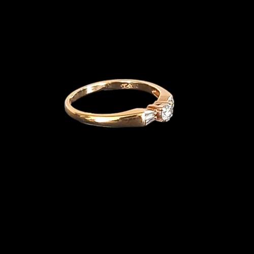 18ct Gold 0.25ct Diamond Art Deco Style Ring image-5