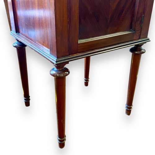 Victorian Mahogany Night Stand Pot Cupboard image-4