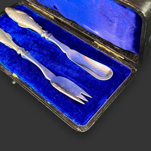 Cased Silver Plated Caviar Set image-2