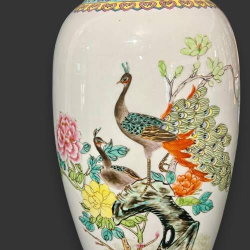 Chinese Jungdezhen Famille Rose Porcelain Vase image-2