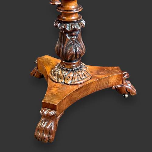 19th Century Flame Mahogany Sewing Table image-6