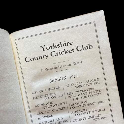 Set of 19 Yorkshire County Cricket Club Year Books image-3