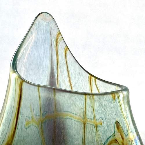 Siddy Langley Glass Heart Vase 1991 image-2