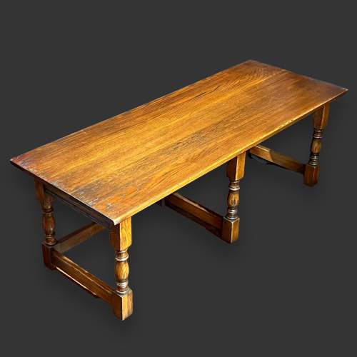Late 20th Century Bevan and Funnell Oak Nest of Three Tables image-3