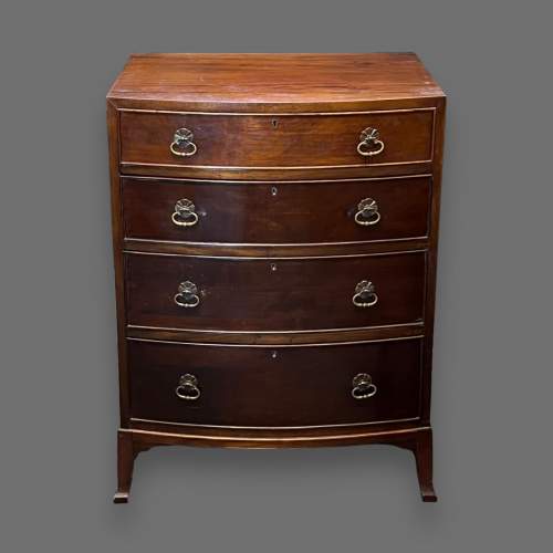 1920s Mahogany Bow Front Chest of Drawers image-2