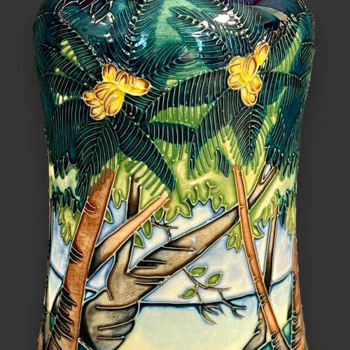 Moorcroft Kiribati Pattern Vase image-3