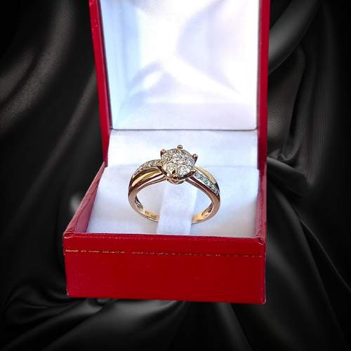 Gold 0.50ct Diamond Ring image-2