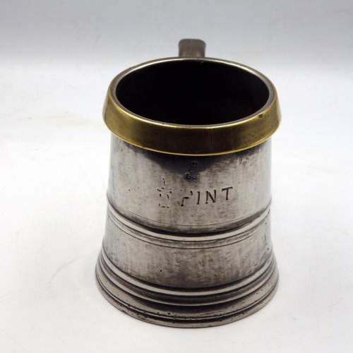 19th Century Victorian Pewter with Brass Rim Half Pint Tankard image-2