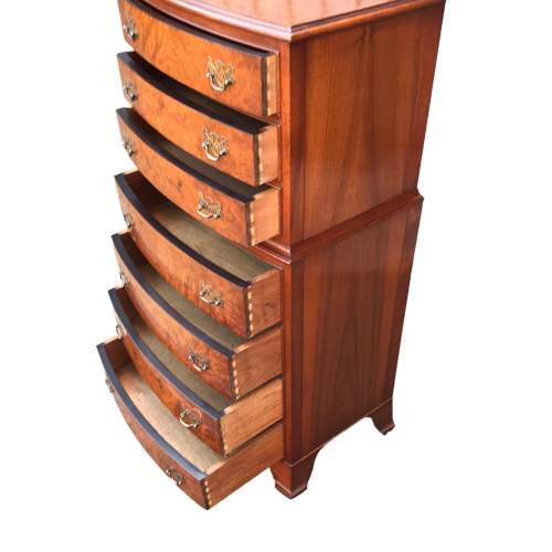 Good Quality Burr Walnut Chest of Drawers image-2