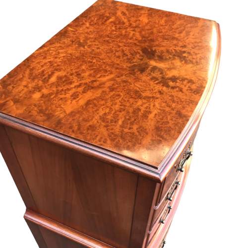 Good Quality Burr Walnut Chest of Drawers image-3