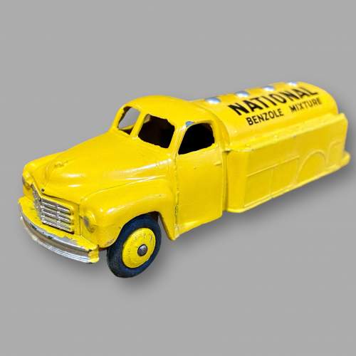 Dinky Toys 443 Studebaker National Benzole Tanker image-3