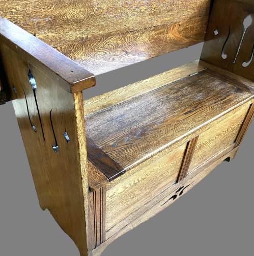 An Arts & Crafts Oak Monks Bench image-6