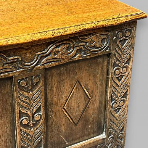 Small Oak Coffer image-4