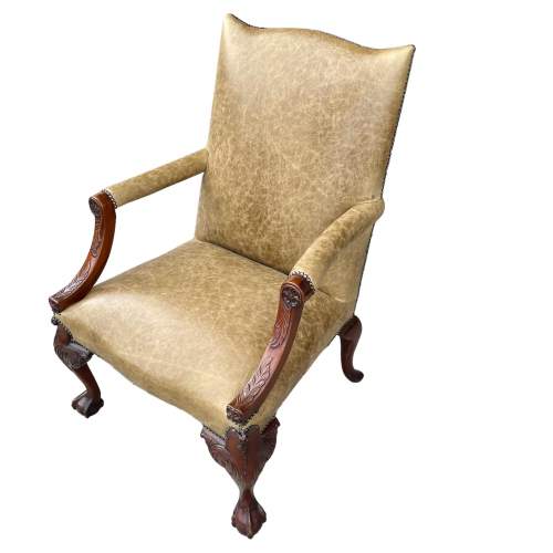 A Good Gainsborough Armchair image-2