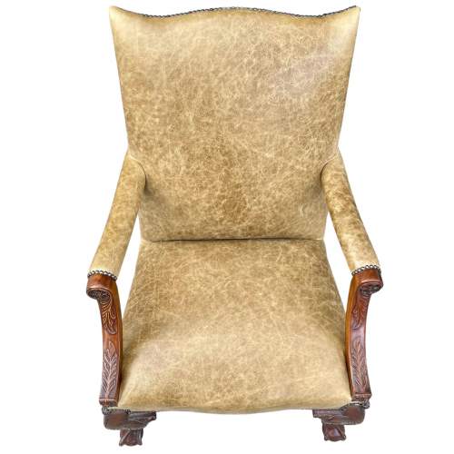 A Good Gainsborough Armchair image-5