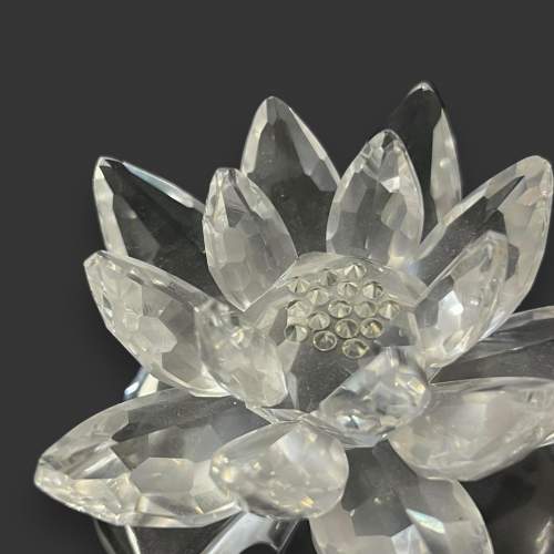 Swarovski Crystal Lotus Flower on Lily Pad image-3