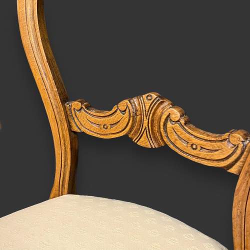 Set of Four Victorian Walnut Balloon Back Chairs image-4