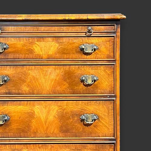 Mid 20th Century Small Mahogany Chest of Drawers image-5