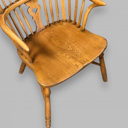 Elm Stick Back Windsor Chair image-5