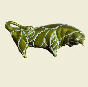 Trentham Art Pottery Bull