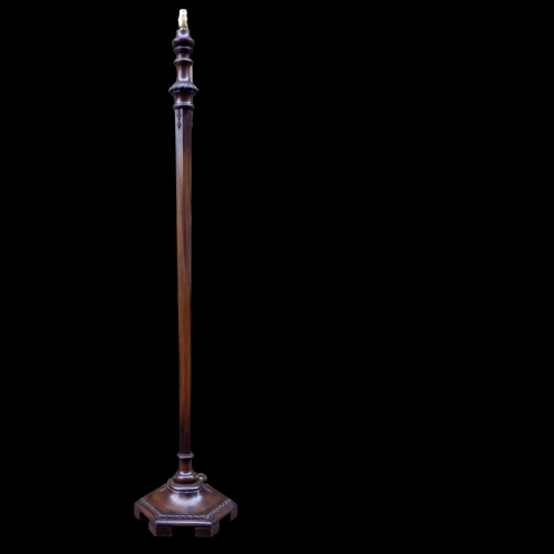 Fine Quality Early 20th Century Antique Walnut Standard Lamp image-1