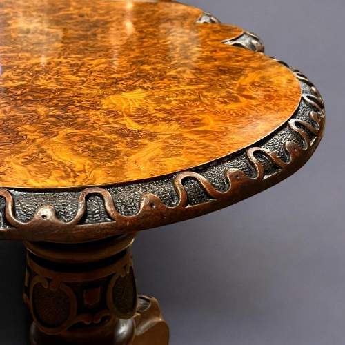 A Beautiful Victorian Period Burr Walnut Shaped Coffee Table image-5