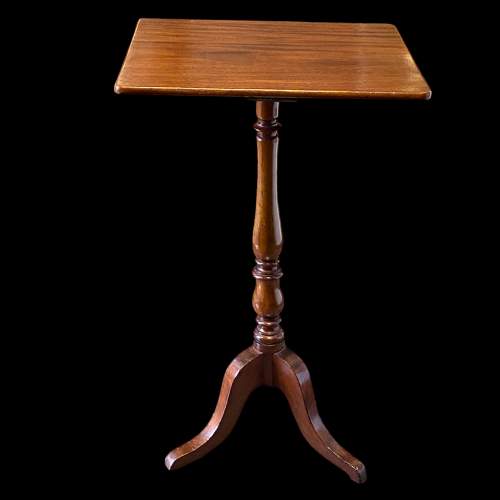 19th Century Mahogany Tripod Lamp Table image-1