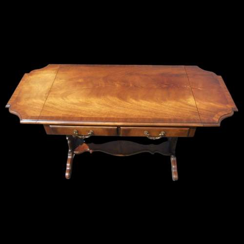 Beven and Funnell Reprodux Mahogany Sofa or End Table image-2